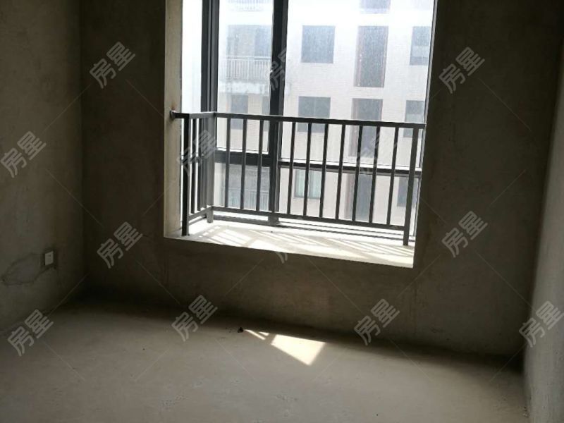 2室2廳2陽(yáng)臺(tái) 太平盛世佳園臥室