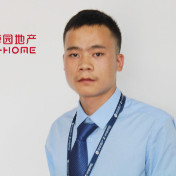 尊園地產(chǎn)何興貴