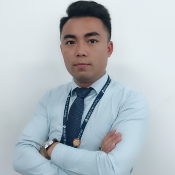 尊园地产刘定坤