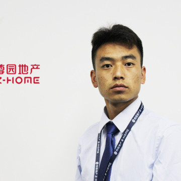 尊園地產陳俊