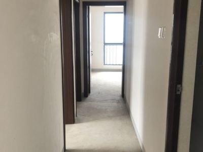 3室1廳1陽臺 俊發(fā)逸天峰