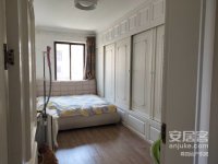 3室1廳2陽臺 平和花園臥室