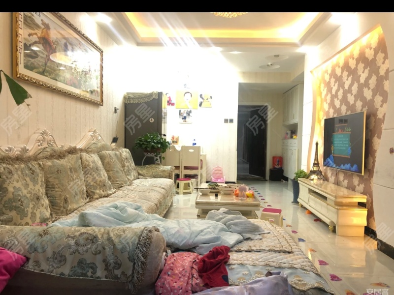 6室2廳3陽臺 金泰國際一期其他