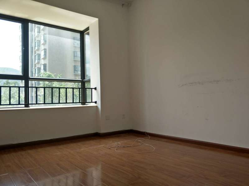 3室2廳1陽臺 園城其他