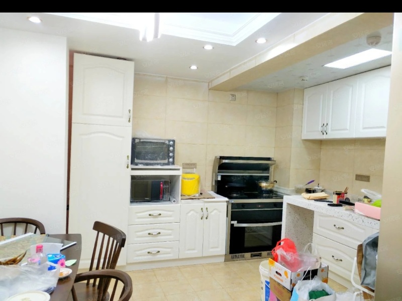 6室2廳3陽臺 金泰國際一期其他