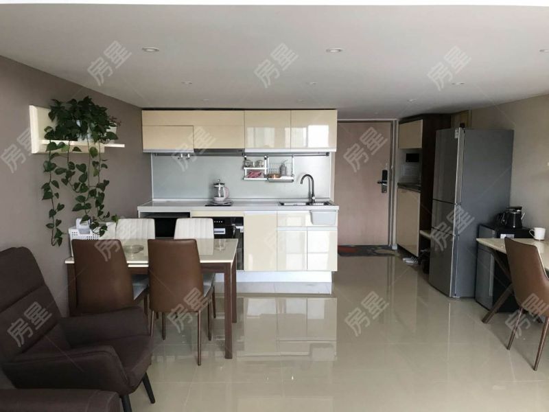 5室2廳2陽臺(tái) 香檳小鎮(zhèn)別墅餐廳