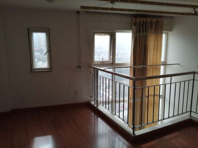 1室1廳1陽臺(tái) 桂華新園臥室