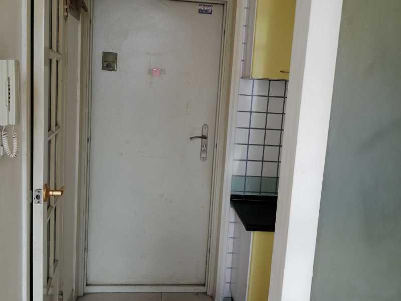 1室1廳1陽臺(tái) 桂華新園門廳