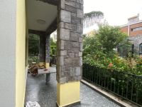 7室4廳1陽(yáng)臺(tái) 銀海暢園東區(qū)別墅臥室