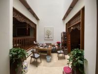 7室4廳1陽(yáng)臺(tái) 銀海暢園東區(qū)別墅臥室