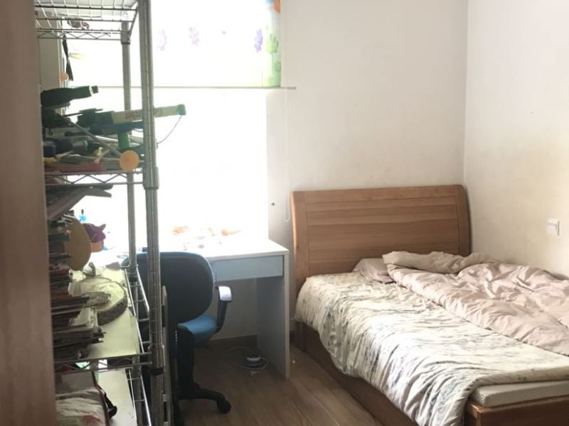 5室3廳3陽臺 華龍人家臥室