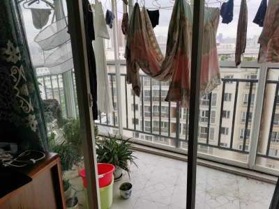 2室2廳1陽(yáng)臺(tái) 鼎易天城