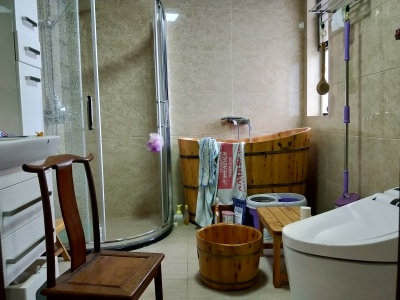 4室2廳1陽臺 翡翠灣