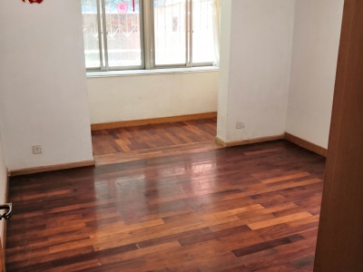 4室2廳1陽臺 圓西路85號臥室