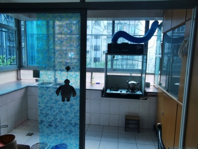 3室2廳2陽(yáng)臺(tái) 南疆花園