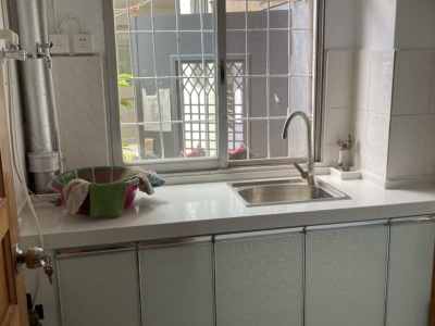 2室2廳1陽(yáng)臺(tái) 四通巷8號(hào)