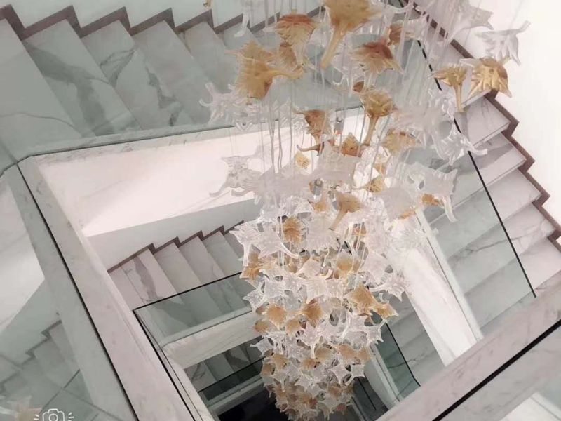 6室3廳2陽(yáng)臺(tái) 綠地海珀瀾庭別墅客廳