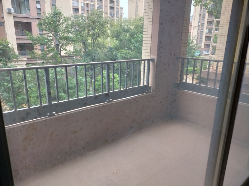 5室2廳2陽臺 中海半島華府陽臺