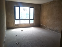 5室2廳2陽臺 平和花園臥室