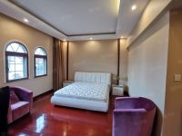 5室3廳4陽臺(tái) 滇池衛(wèi)城微風(fēng)島別墅臥室