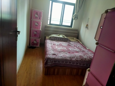 4室2廳2陽(yáng)臺(tái) 海倫國(guó)際泰晤士區(qū)