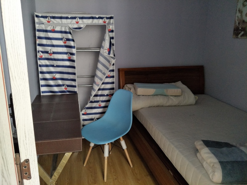 3室1廳1陽臺(tái) 文林街金雞巷臥室