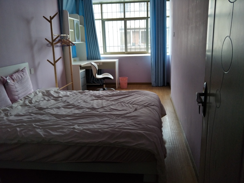 3室1廳1陽臺(tái) 文林街金雞巷臥室