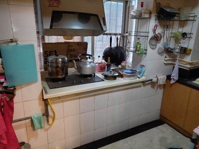 4室2廳2陽臺 三合苑小區(qū)