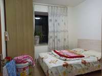 3室2廳2陽(yáng)臺(tái) 東驤神駿二期臥室