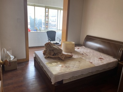 2室2廳2陽(yáng)臺(tái) 金宅小區(qū)