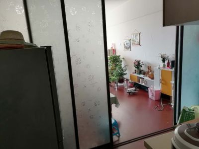 1室1廳1陽臺(tái) 中環(huán)金界