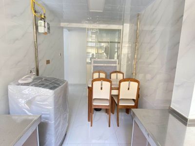 2室2廳1陽臺 菱角塘小區(qū)中區(qū)