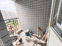 2室2廳2陽臺 世紀(jì)城玉春苑客廳