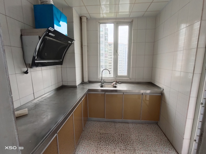 2室2廳2陽臺 世紀(jì)城玉春苑客廳