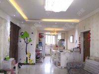 4室2廳2陽臺(tái) 平和花園餐廳