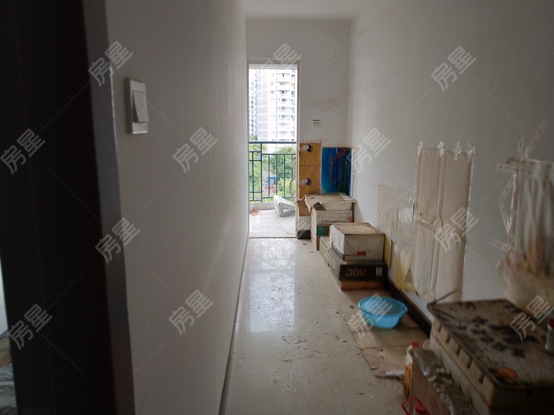 4室2廳2陽(yáng)臺(tái) 世紀(jì)城雅春苑廚房