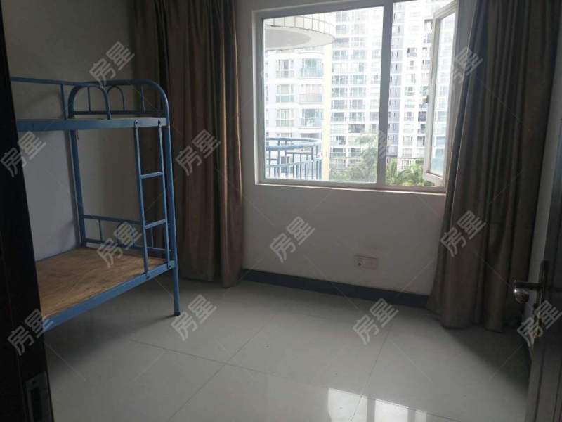 4室2廳2陽(yáng)臺(tái) 世紀(jì)城雅春苑臥室