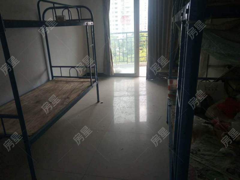 4室2廳2陽(yáng)臺(tái) 世紀(jì)城雅春苑客廳