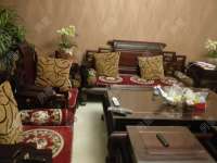 5室2廳2陽臺 世紀城詠春苑客廳