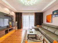 4室2廳2陽臺 銘門高第餐廳