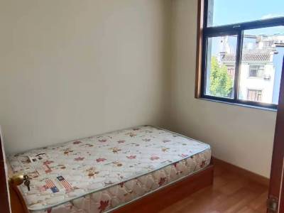 4室2廳2陽臺 仿江南水鄉(xiāng)