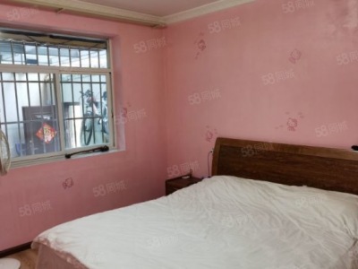 3室2廳1陽臺 財(cái)經(jīng)大學(xué)西區(qū)