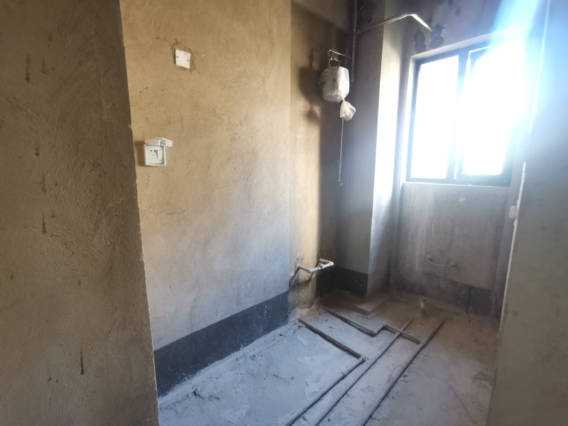 中建龙熙壹号一期卫生间
