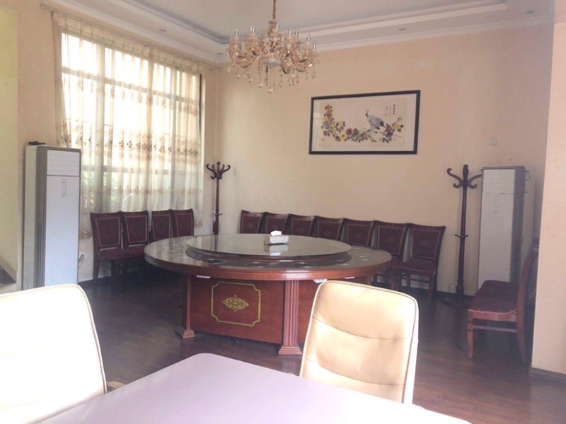 5室3廳2陽臺(tái) 奧宸橙郡一期別墅客廳