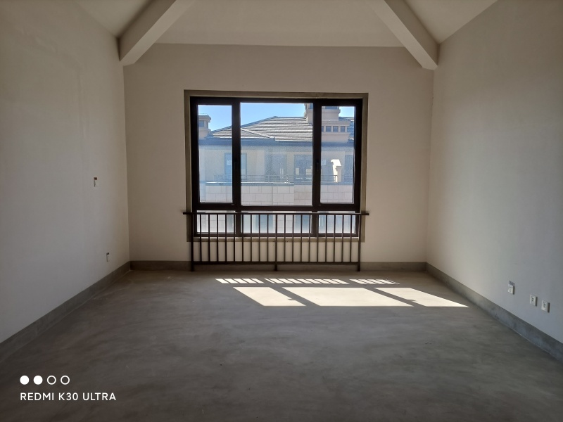 5室2廳3陽臺 華夏御府天璟灣別墅臥室