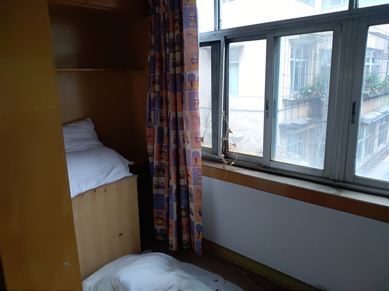 4室2廳1陽臺 春苑小區(qū)其他