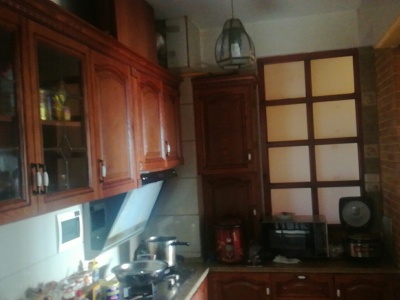 3室2廳2陽(yáng)臺(tái) 巴士西苑