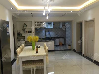 3室2廳2陽臺(tái) 金泰國際一期