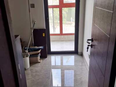 5室2廳3陽(yáng)臺(tái) 昆明湖中壩12號(hào)地塊臻園A區(qū)