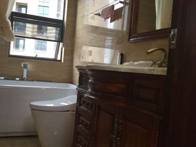 3室2廳2陽臺 萬象名城